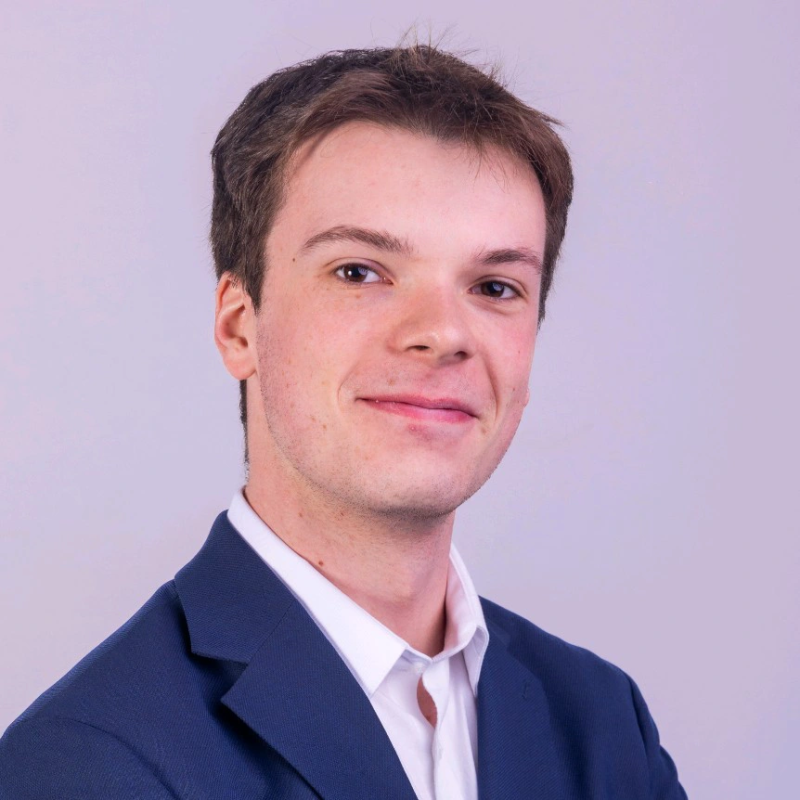 Photo de {{ etude.name }}